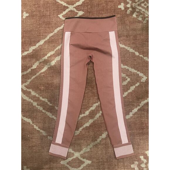 Fabletics Maddie Ziegler Euphoria Seamless Color Block Pink Rose Active Leggings - Picture 5 of 5